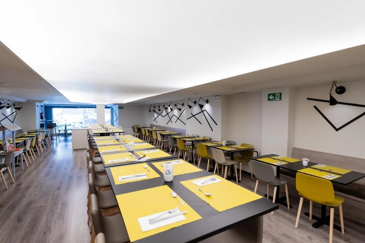 Aparthotel Atenea Calabria Barcelona Spain