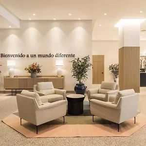 Ilunion Les Corts Hotell