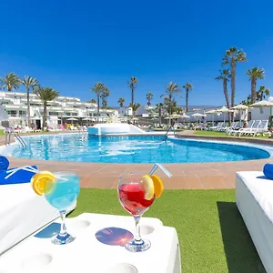 ** Üdülőpark Vista Oasis Spanyolország